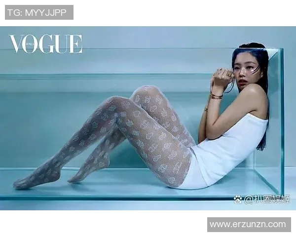 足球明星们的时尚选择小包揭秘引领潮流的新风尚与搭配技巧