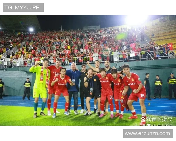 杭州足球队个人能力排名创新高引发热议球迷期待新赛季表现 杭州足球队个人能力排名创新高引发热议球迷期待新赛季表现